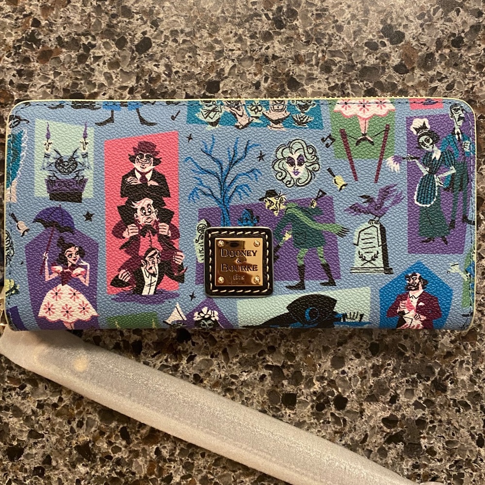 Disney Dooney & Bourke Haunted Mansion 2020 Wallet